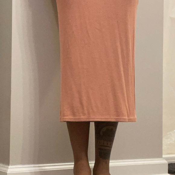Midi Bodycon Skirt / Coral Pink - Picture 5 of 5